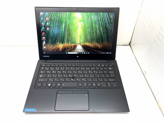 東芝 dynabook R82/A