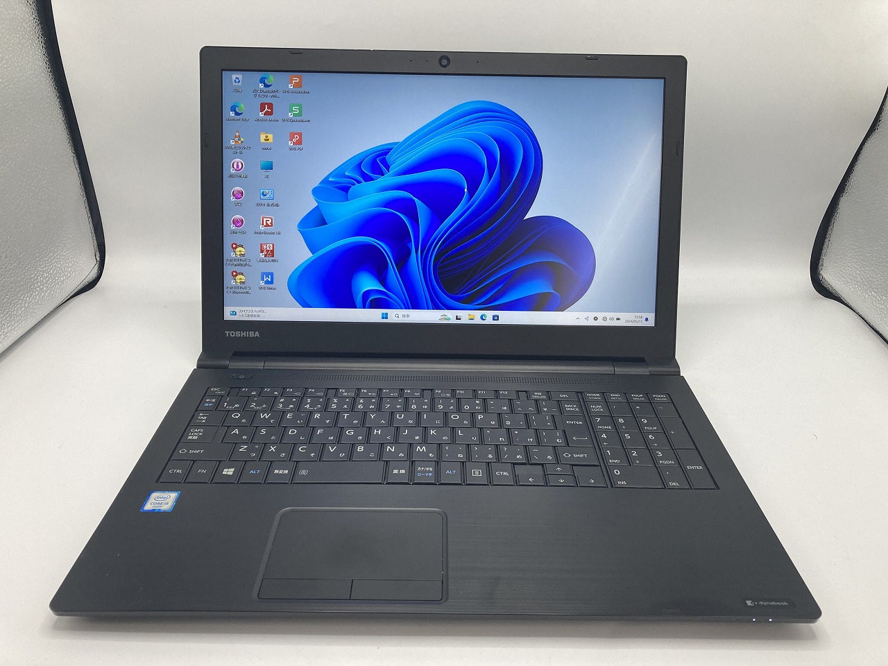東芝 dynabook B65/A (第6世代CPU)