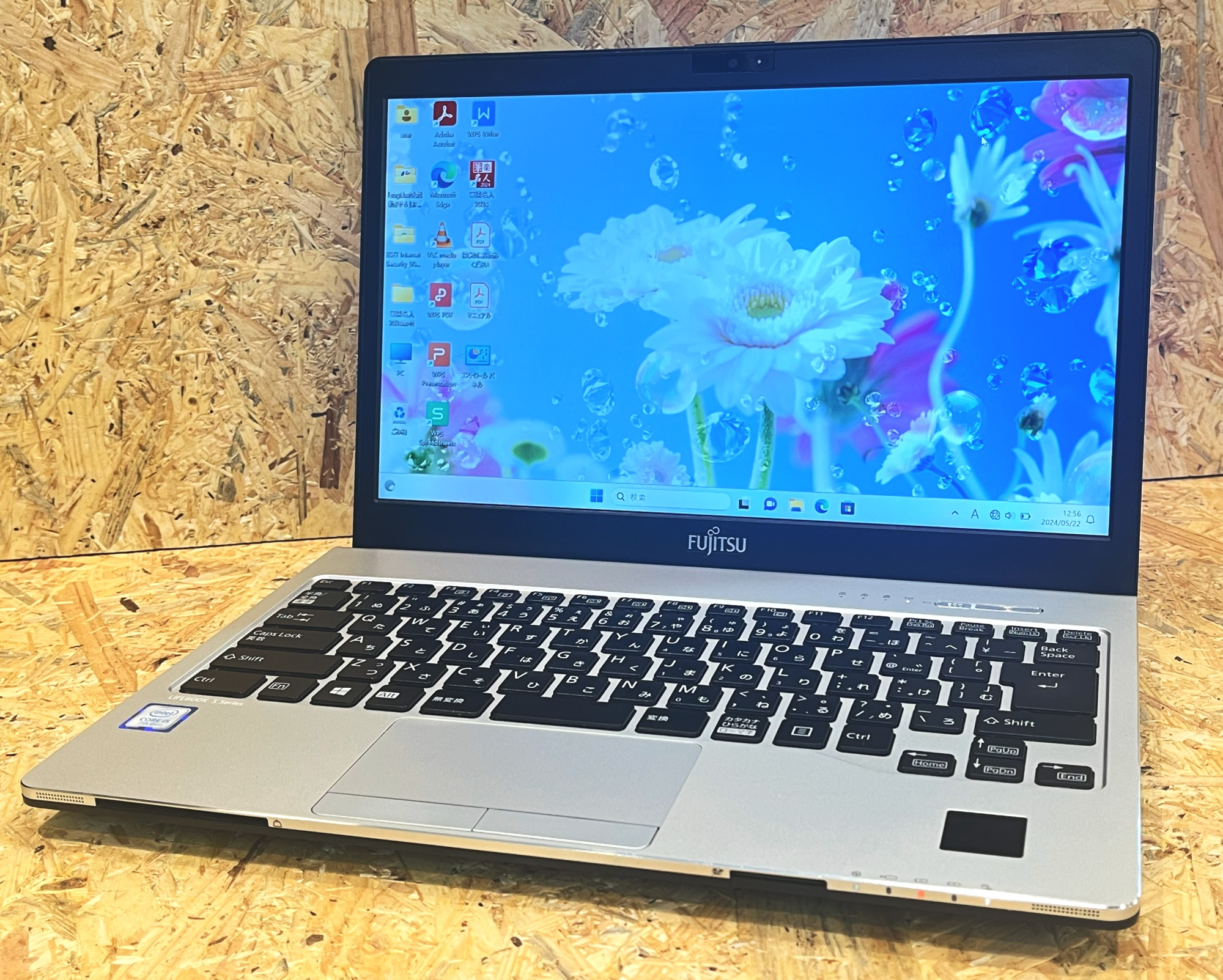 富士通 LIFEBOOK S937/S(第7世代CPU)