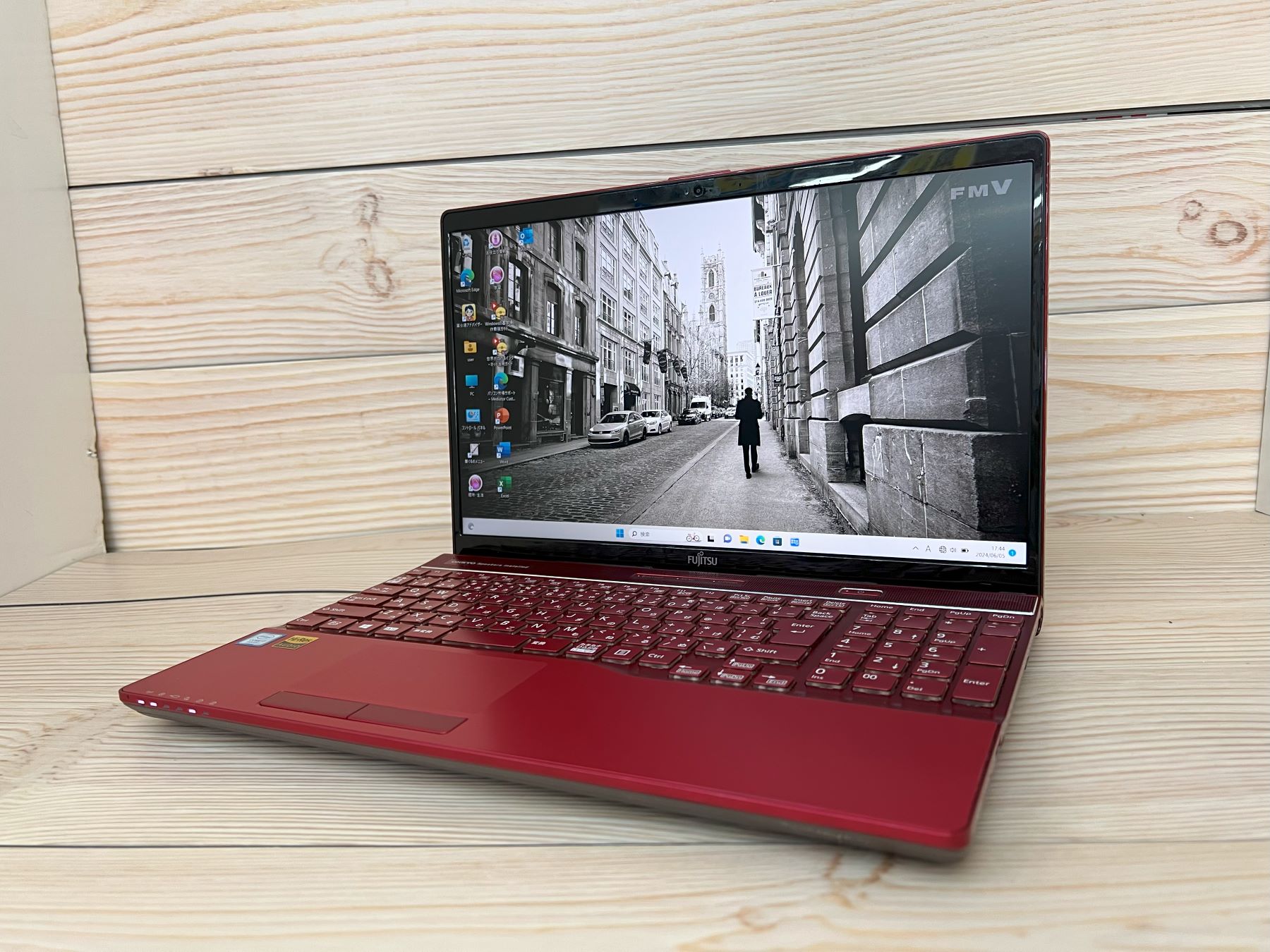 富士通 LIFEBOOK AH53/B3