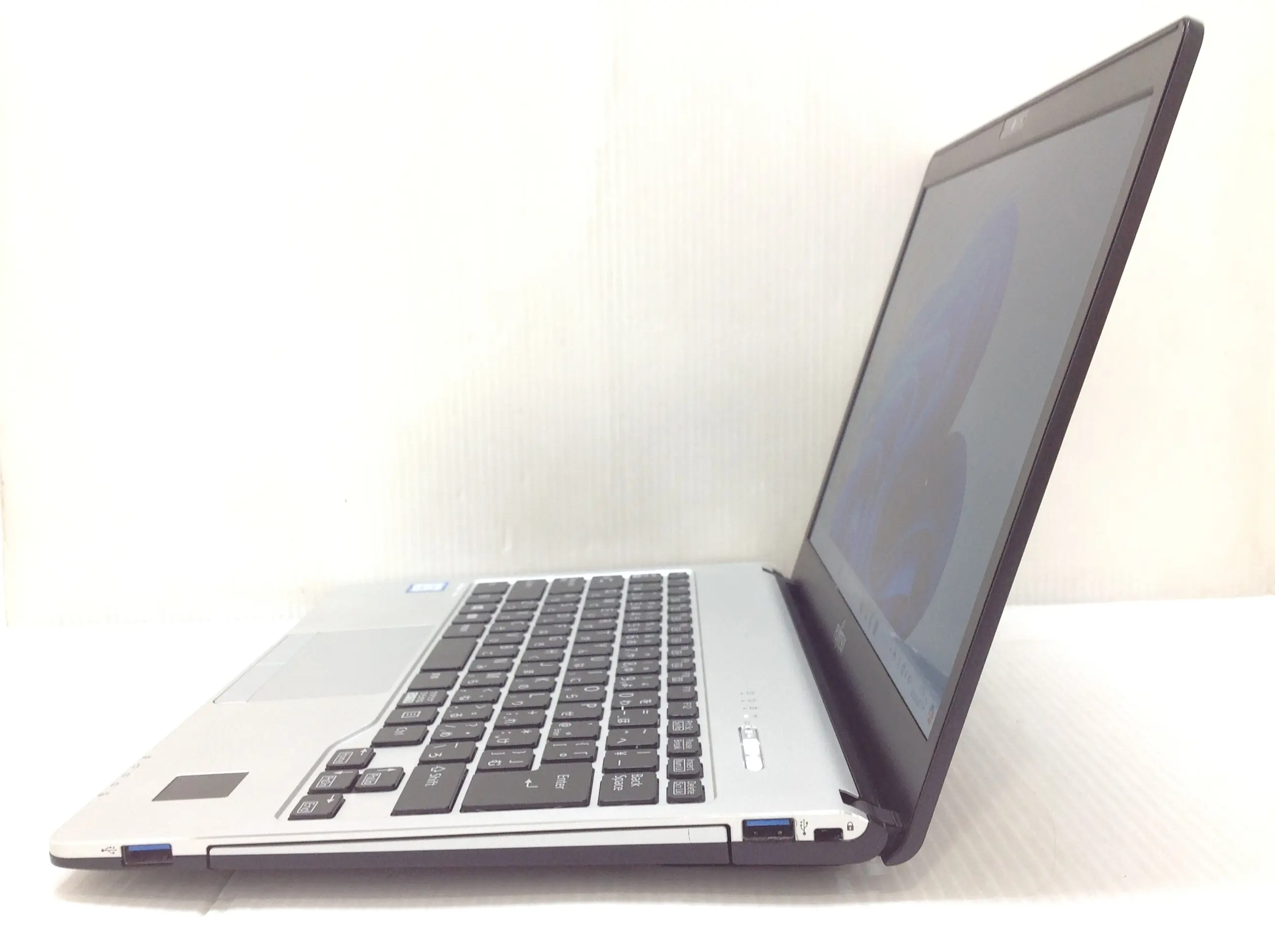 富士通 LIFEBOOK S937/S Win11Pro・SSD512GB・ドライブなしモデル