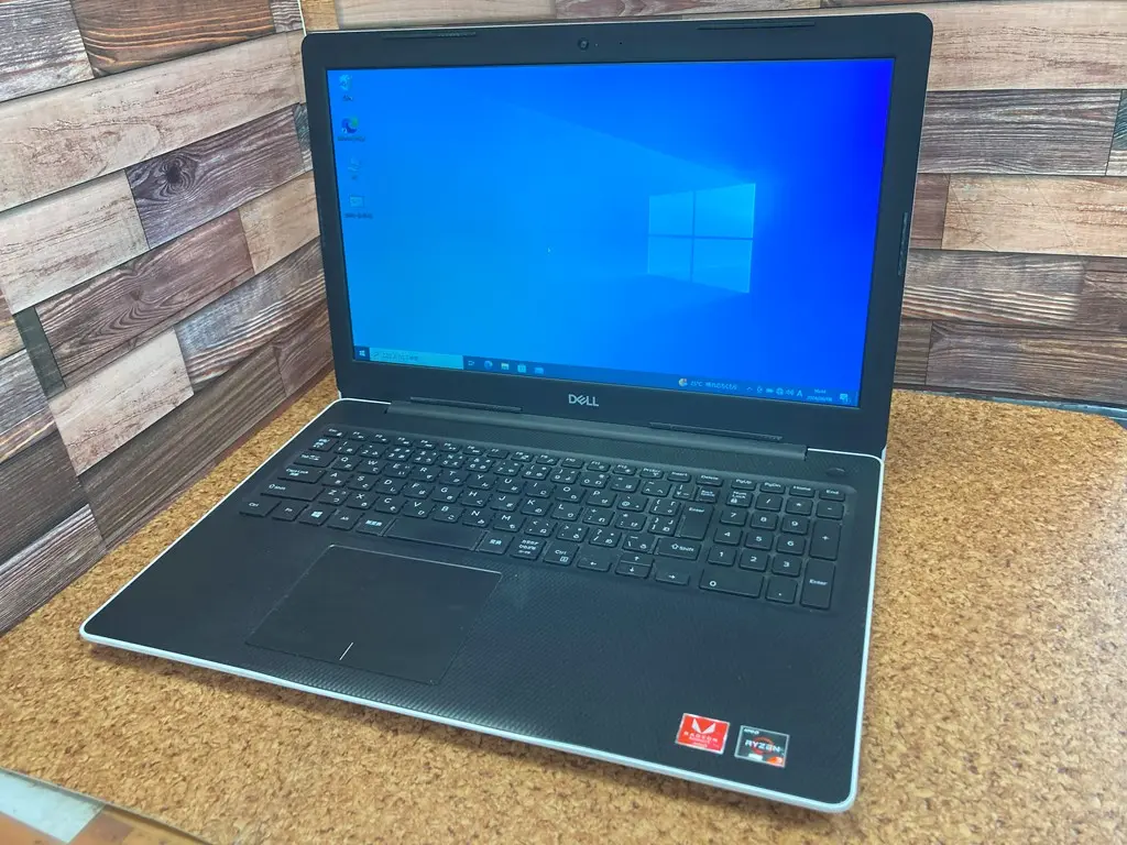 DELL Inspiron 3585