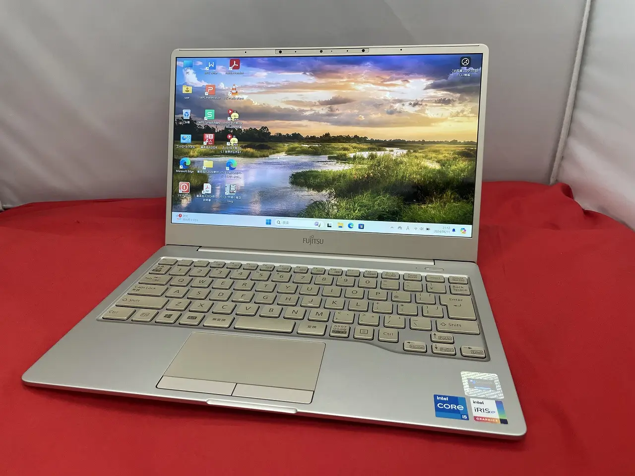 富士通 LIFEBOOK CH75/E3