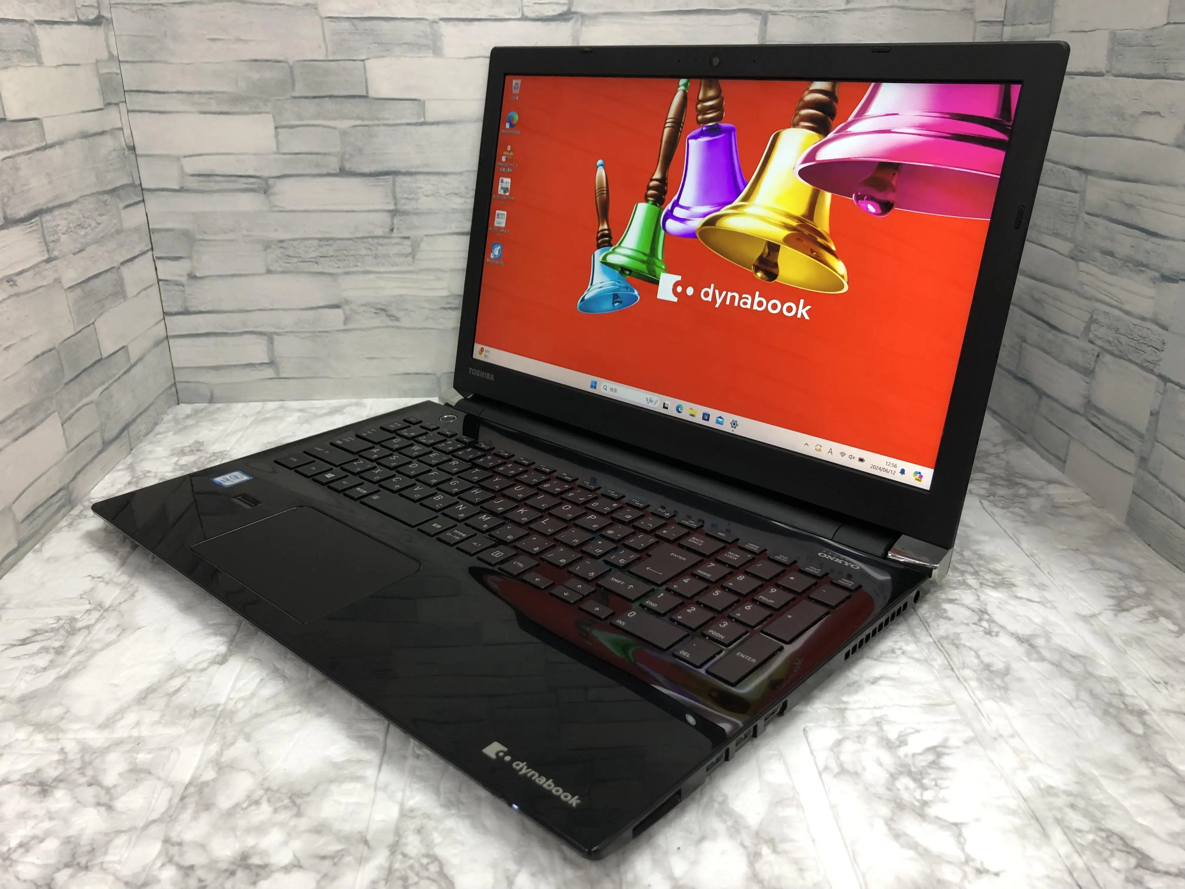 東芝 dynabook T75/BB ★WEBカメラ・テンキー・Blu-rayドライブ搭載！