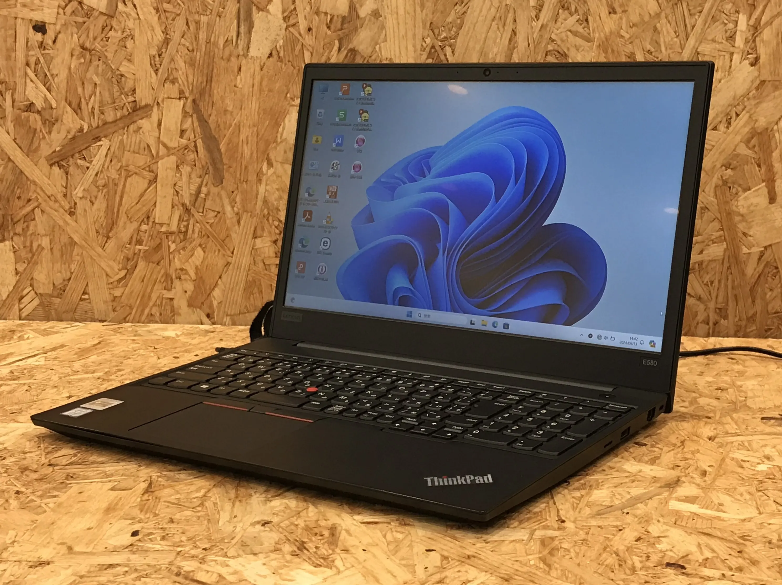 lenovo E580