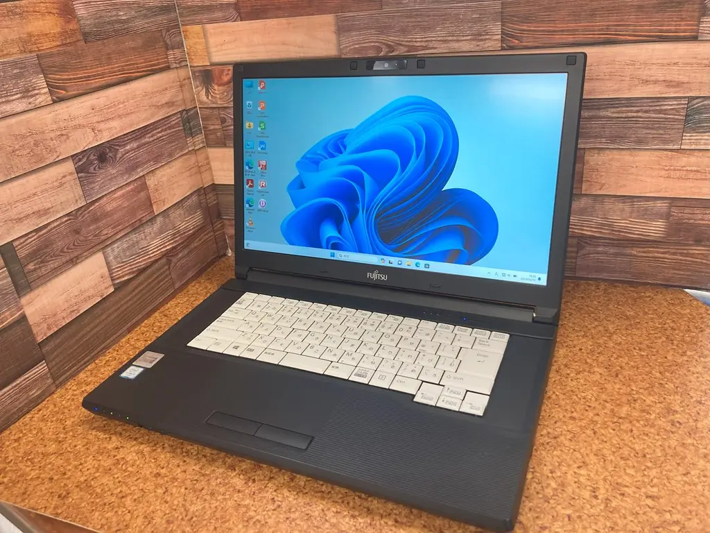 FUJITSU LIFEBOOK A576/P