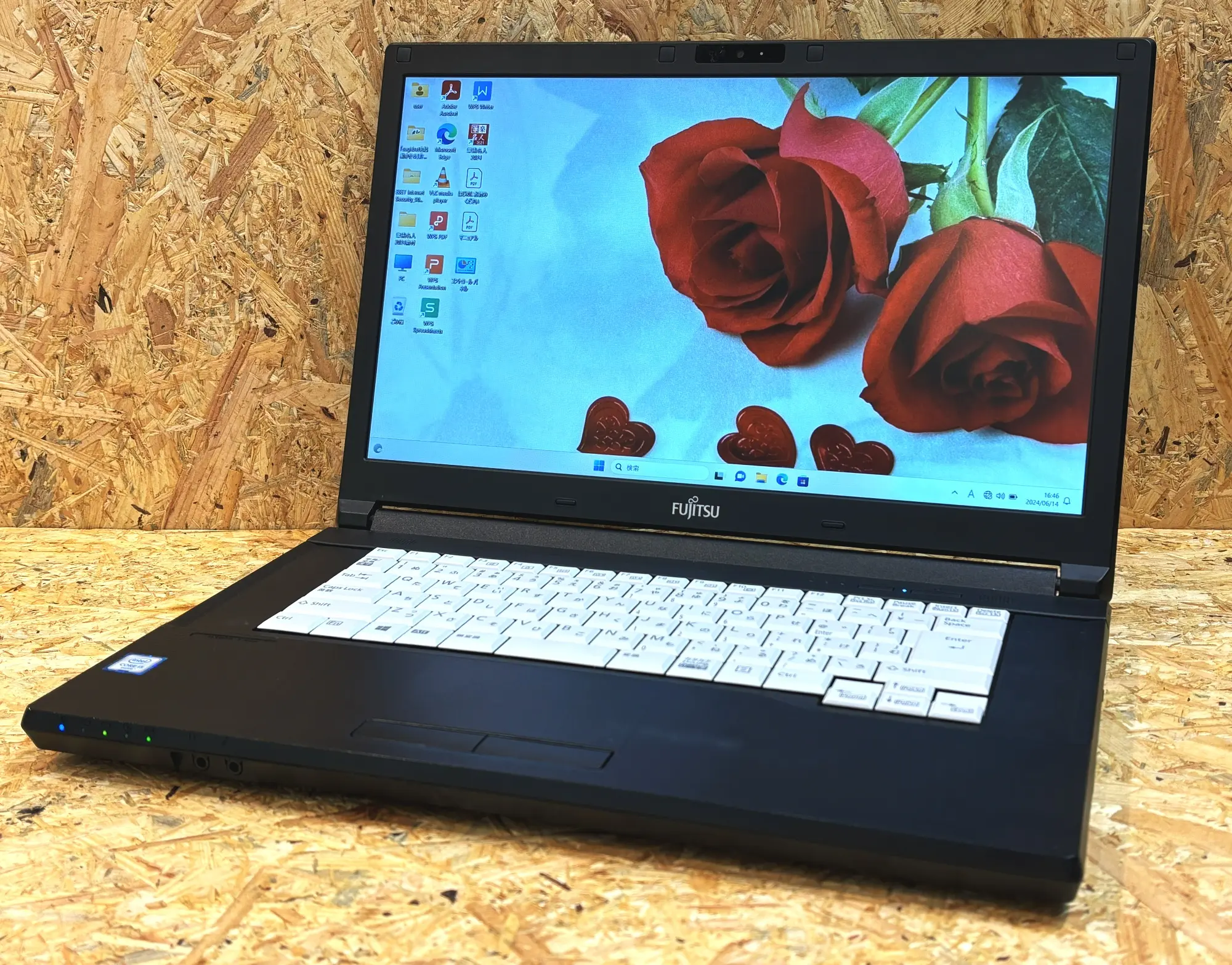 富士通　LIFEBOOK A576/S