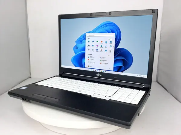 富士通 LIFEBOOK A576/S（第6世代CPU）