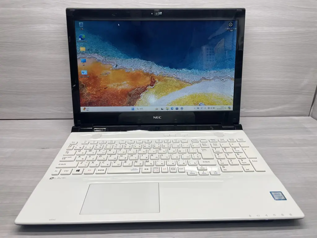 NEC PC-NS350EAW-E3 (第6世代CPU)