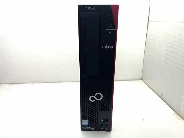 富士通 ESPRIMO D588/V（第8世代CPU）