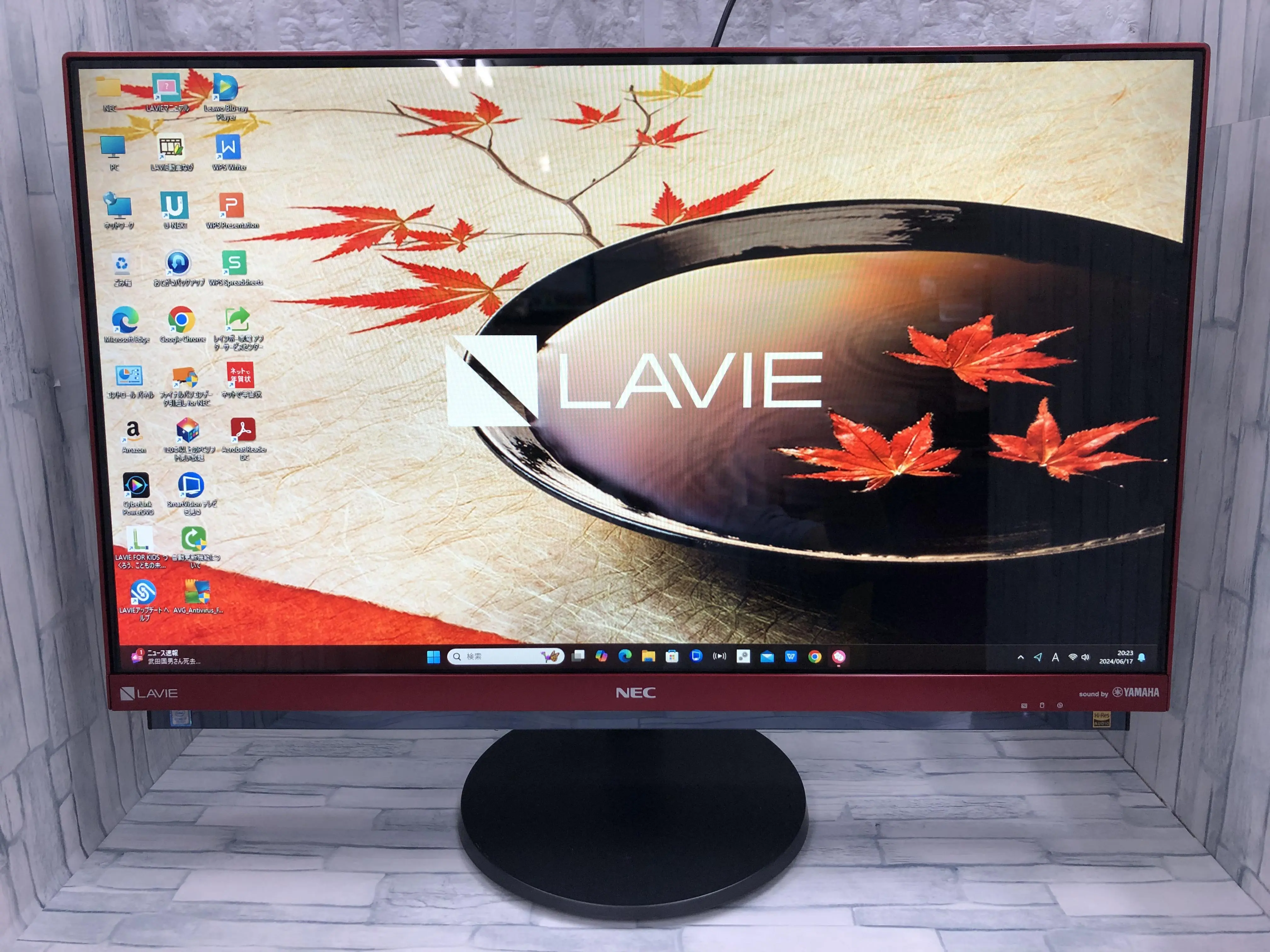 NEC LAVIE Desk All-in-one DA770/H ★地デジ/BS/CSチューナー内蔵液晶一体型デスクトップPC！