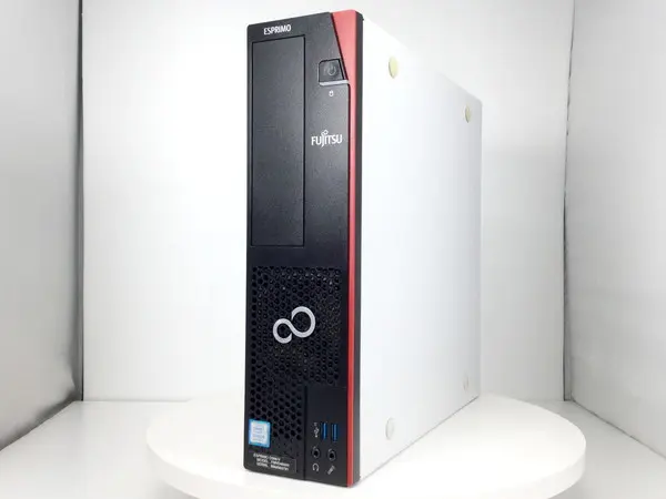 富士通 ESPRIMO D588/V ☆1TBの大容量SSD搭載