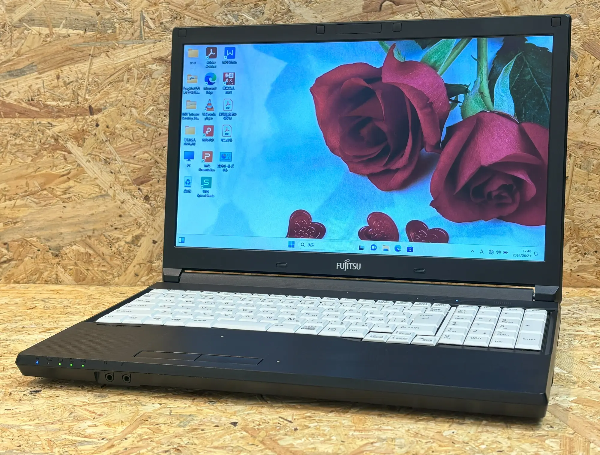 FUJITSU LIFEBOOK A576/P