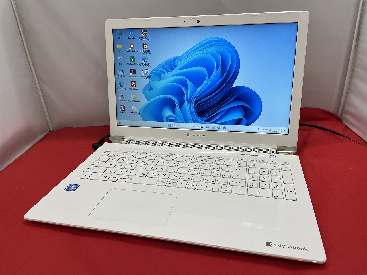 Dynabook dynabook P3-T4LH-BW（第8世代CPU）