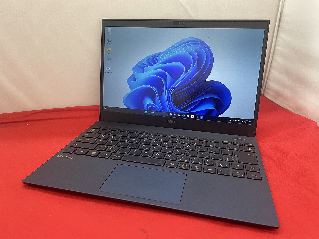 NEC LaVie Pro Mobile PM750/SAL