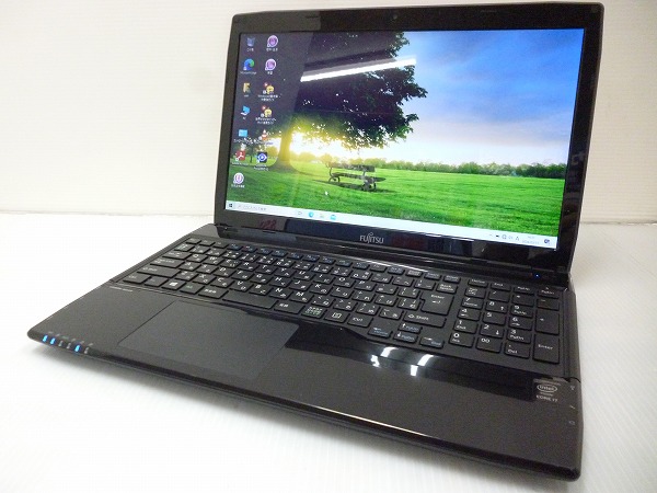 富士通 LIFEBOOK AH53/R
