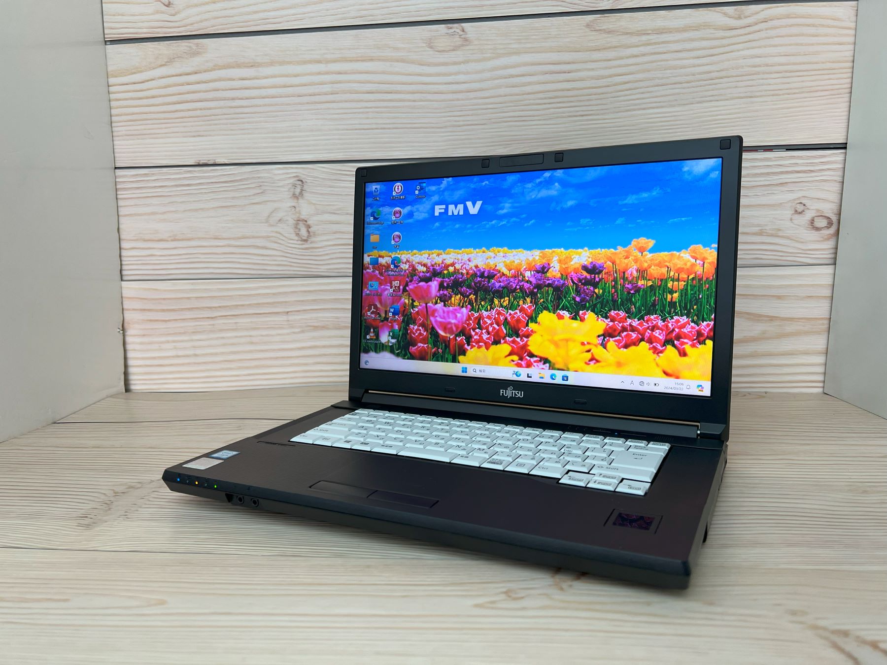 富士通 LIFEBOOK A576/S