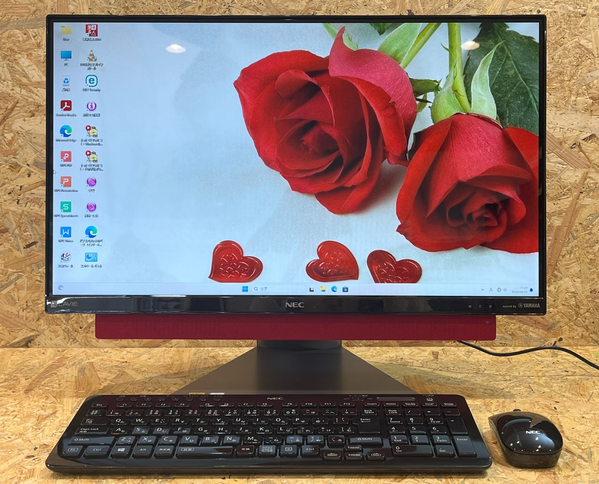 NEC LaVie  DA770 KAR(第8世代CPU)