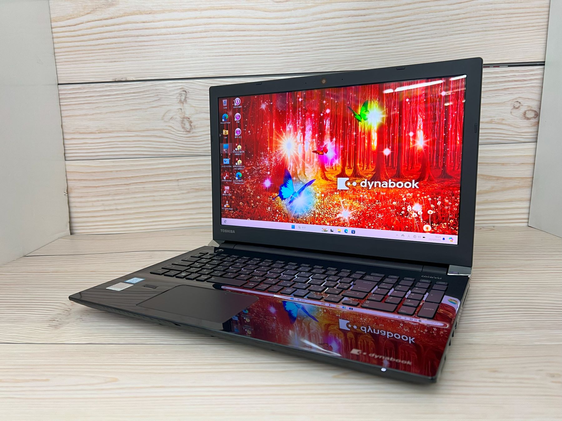 東芝 dynabook T55/CBS