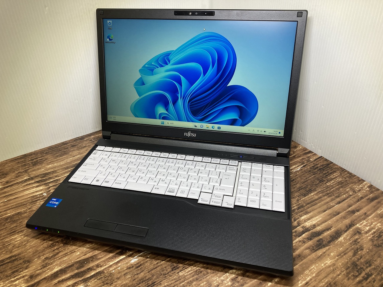 富士通 LIFEBOOK A5511/LX 20周年＆大決算SALE‼