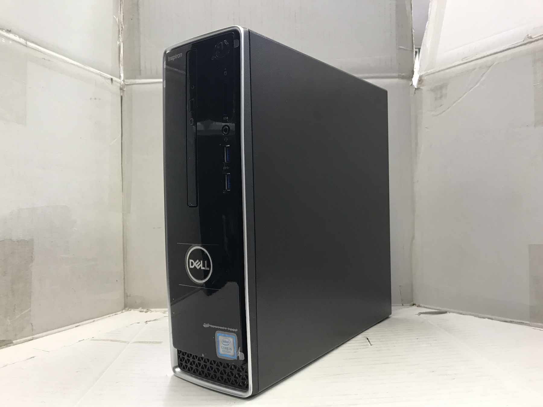 DELL Inspiron 3470 ☆ SSDとHDDの両方が入っています♪無線も対応☆

