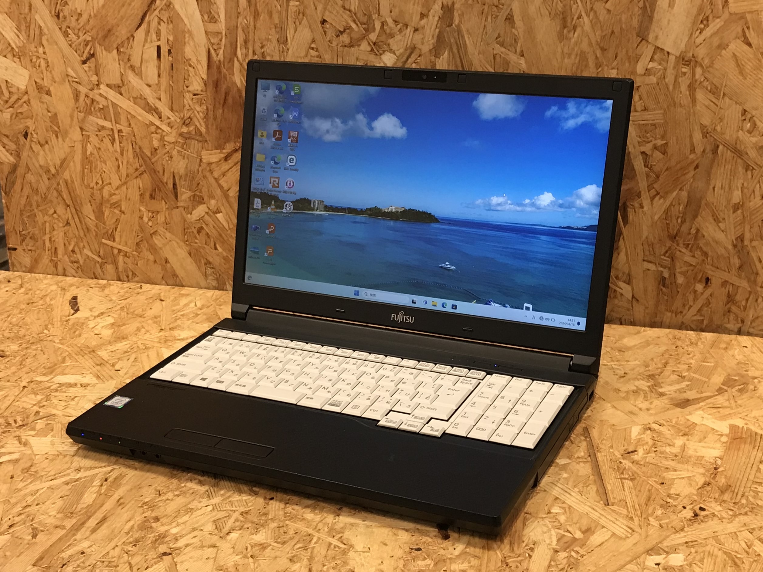 富士通 LIFEBOOK A577 S