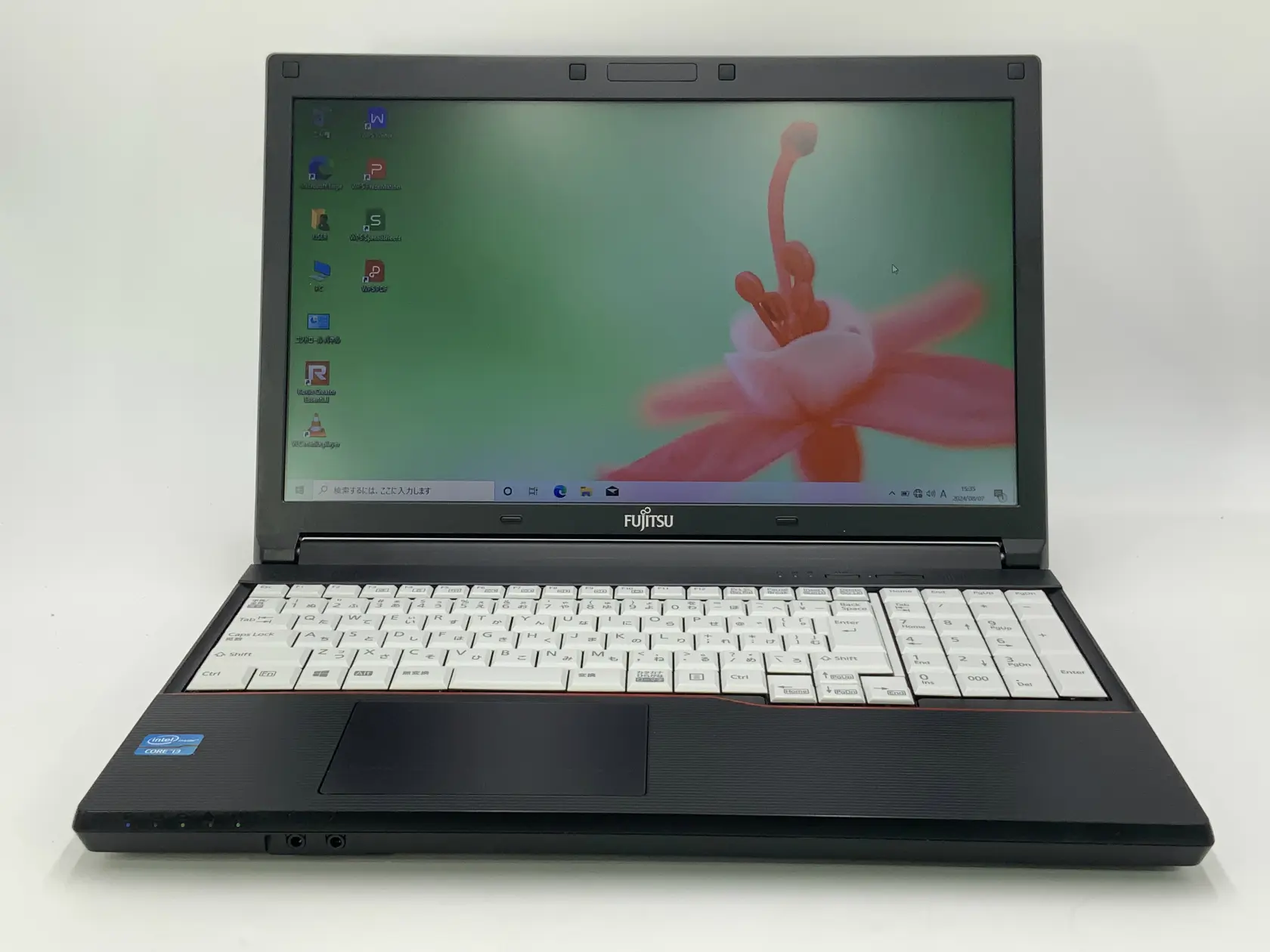 富士通 LIFEBOOK A573/G　（3世代Corei3)