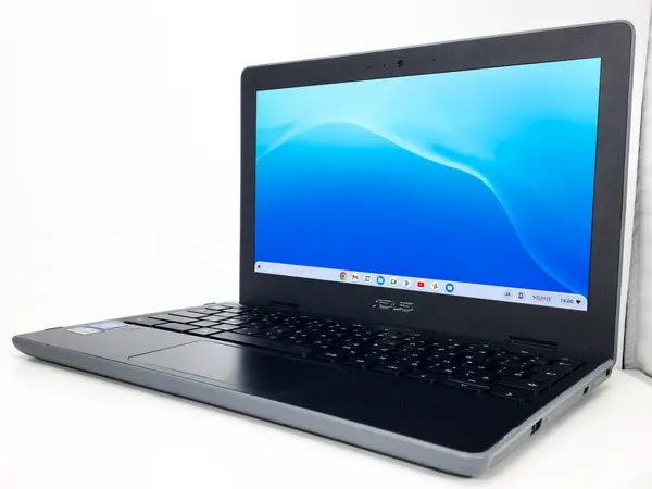 ASUS Chromebook C204MA（第9世代CPU）