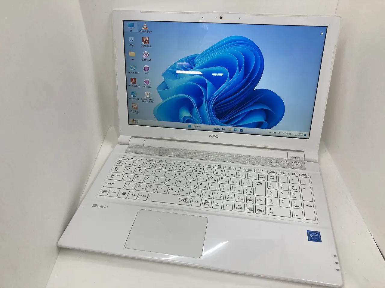 NEC PC-NS150HAW（第8世代Celeron）