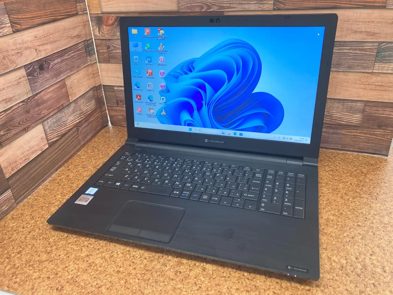 dynabook B65/EP（第8世代CPU）