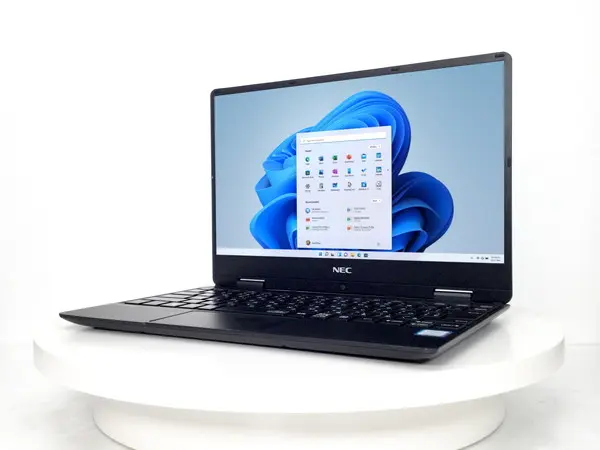 NEC VersaPro VKT13/H-4　（第8世代CPU）