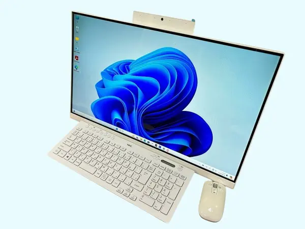 NEC LAVIE Home HA770/R (第10世代CPU）