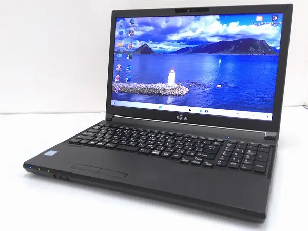富士通 LIFEBOOK A579/A (第8世代CPU)