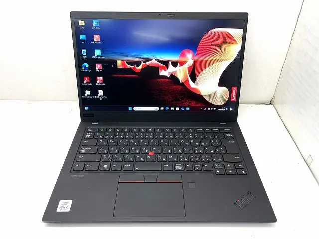 Lenovo ThinkPad X1 Carbon Gen 8（第10世代CPU）