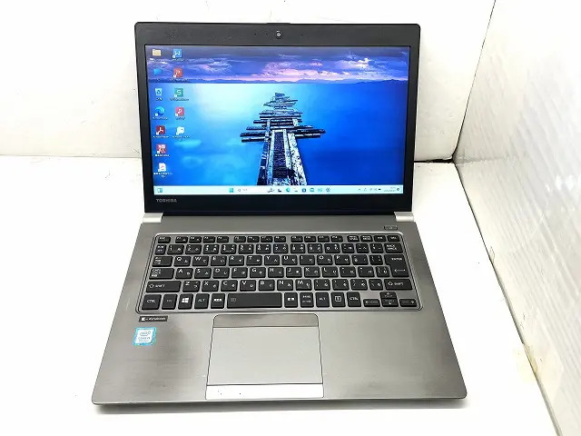 東芝 dynabook R63/M（第8世代CPU）