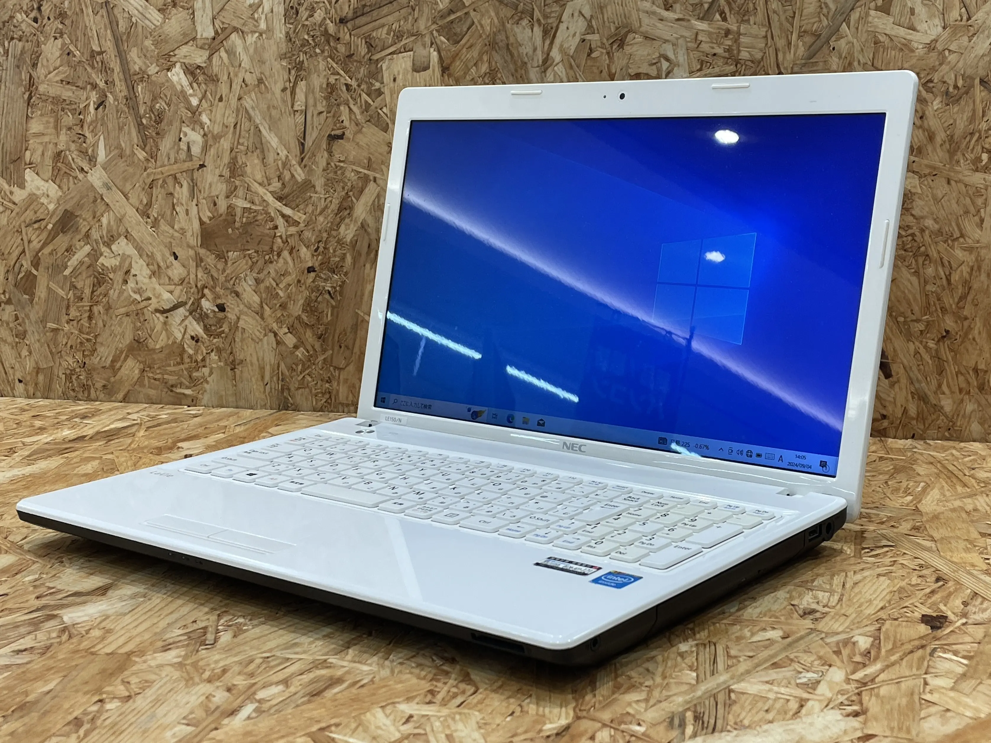 NEC LaVie LE150/N (第3世代CPU)