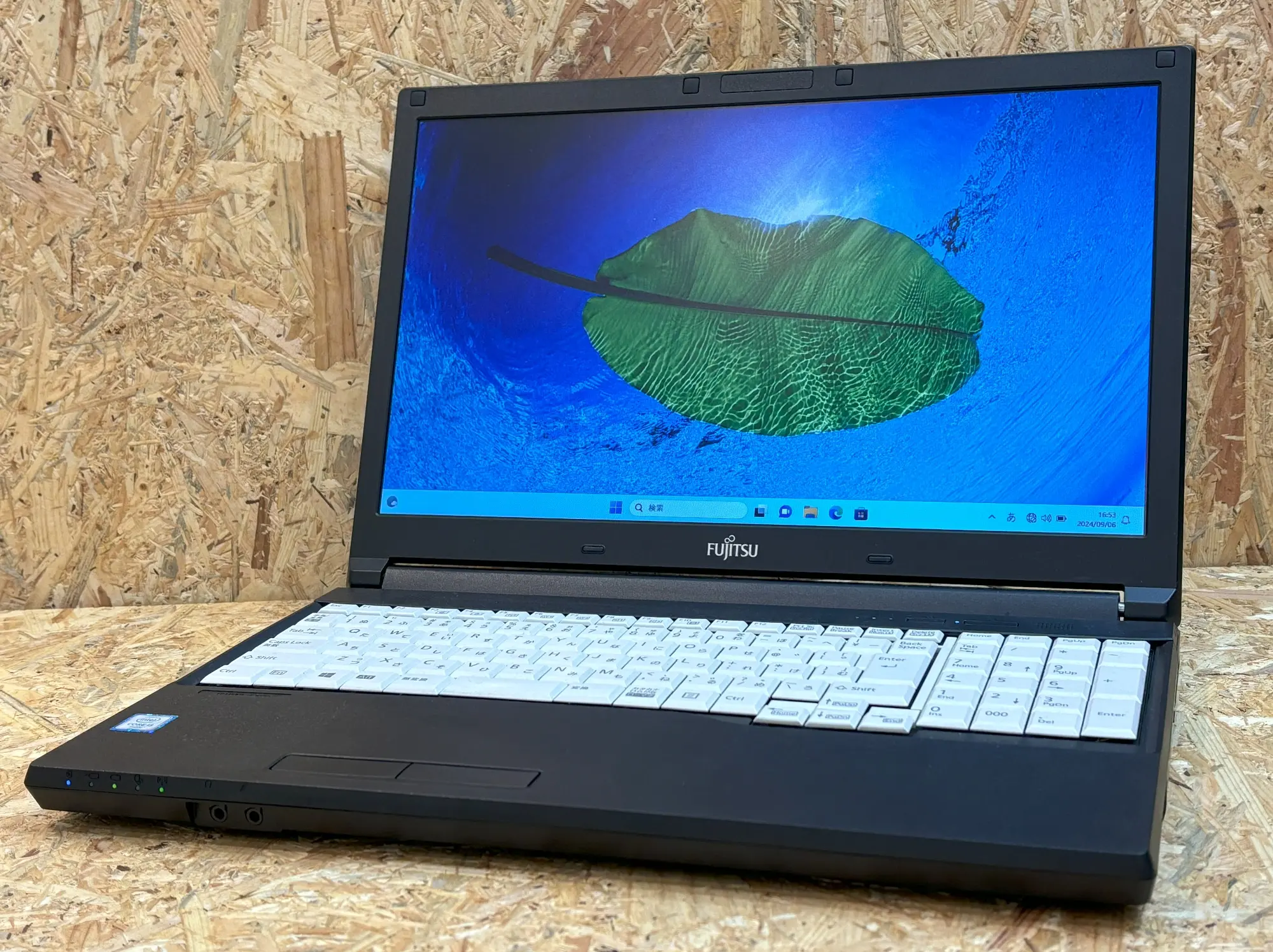 富士通 LIFEBOOK A576/P（第6世代CPU）