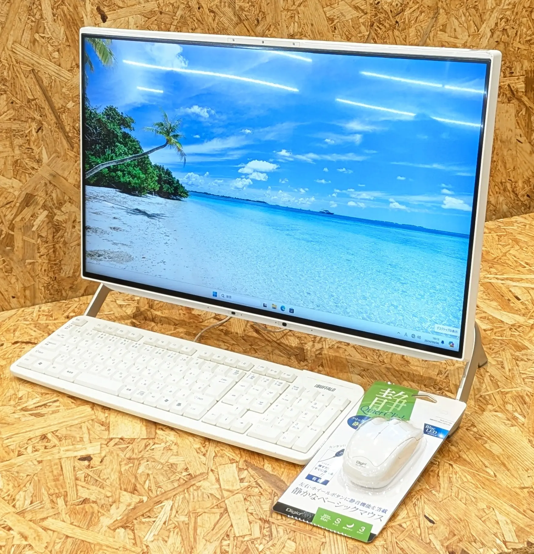 FUJITSU ESPRIMO WF1/F1（第11世代CPU）