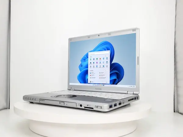 Panasonic Let'snote CF-SZ6（第7世代CPU）