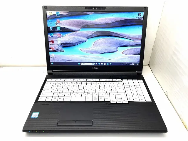 富士通 LIFEBOOK A579/BX（第8世代CPU）