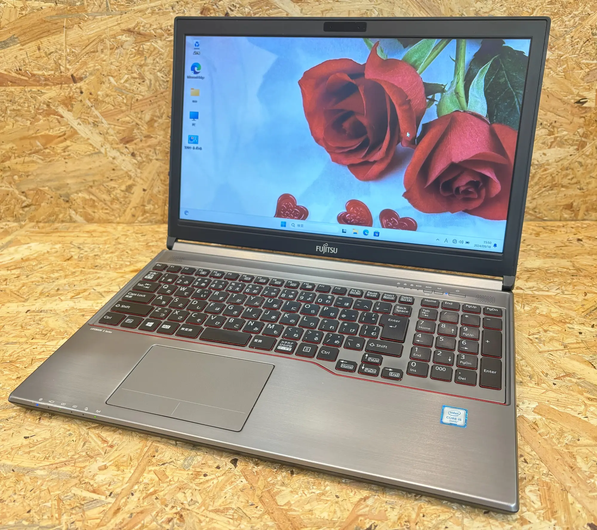 富士通 LIFBOOK E756/P（第6世代CPU）

