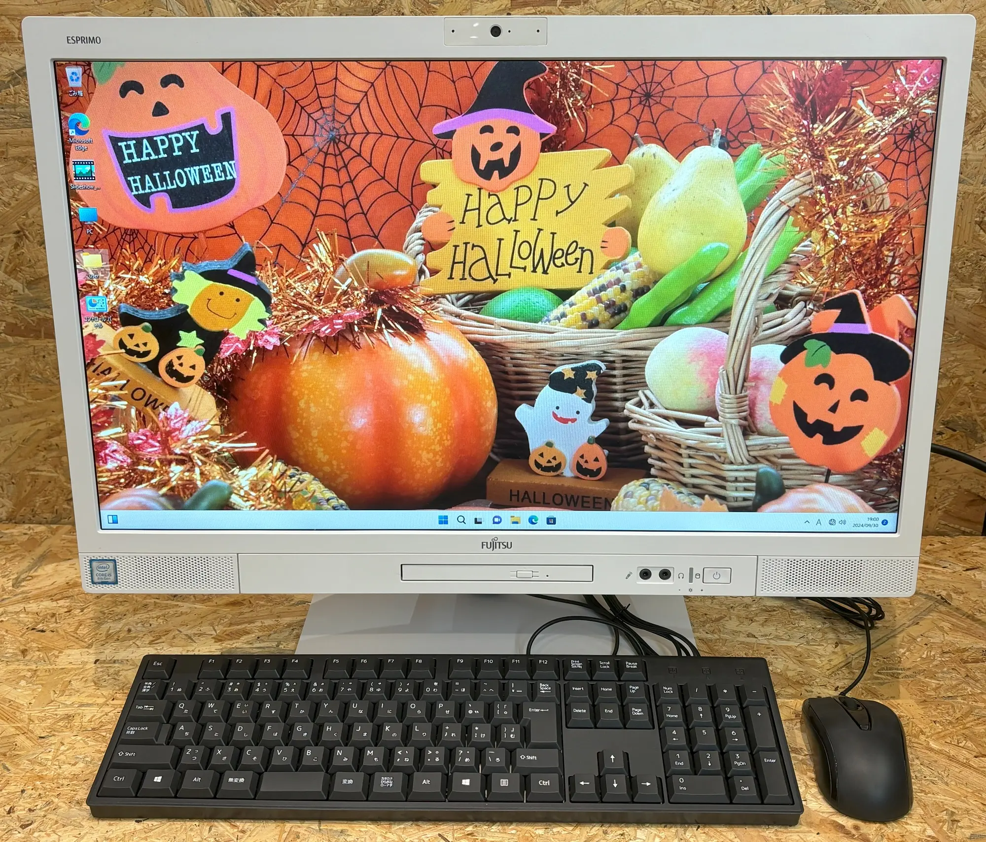 富士通 ESPRIMO K558 T（第8世代CPU）