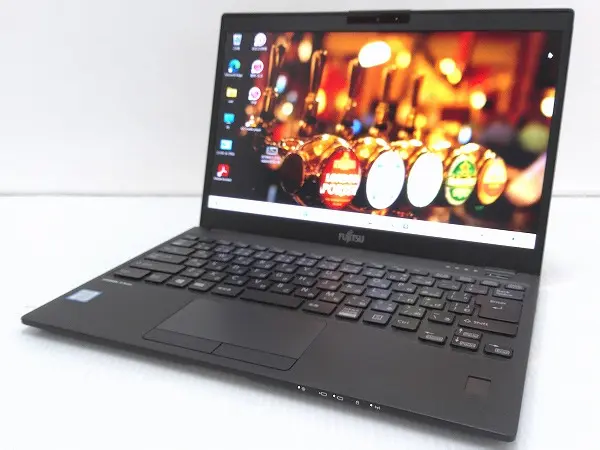 富士通 LIFEBOOK U939/B (第8世代CPU)