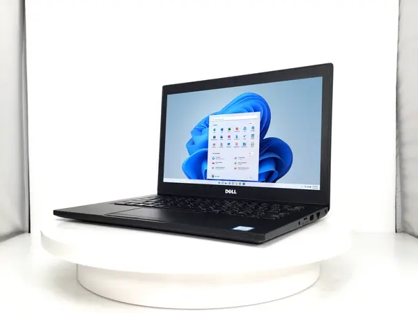 DELL Latitude 7280（第7世代CPU）
