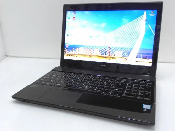 NEC LAVIE NS750/F (第7世代CPU)