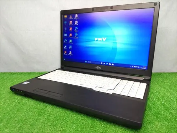 富士通 LIFEBOOK A576/P（第6世代CPU）