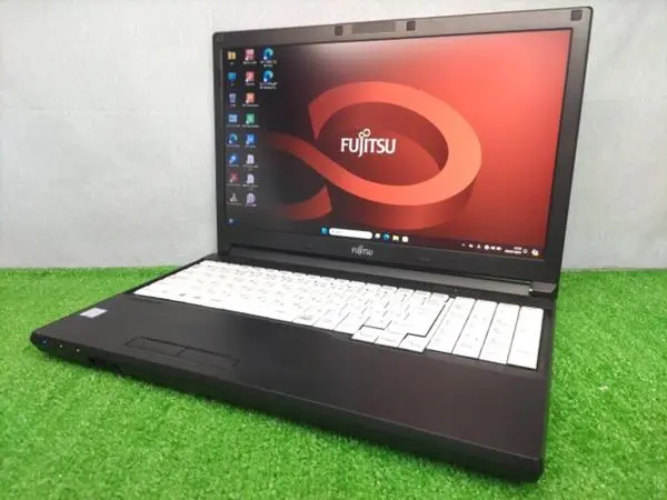 富士通 LIFEBOOK A576/SX（第6世代CPU）
