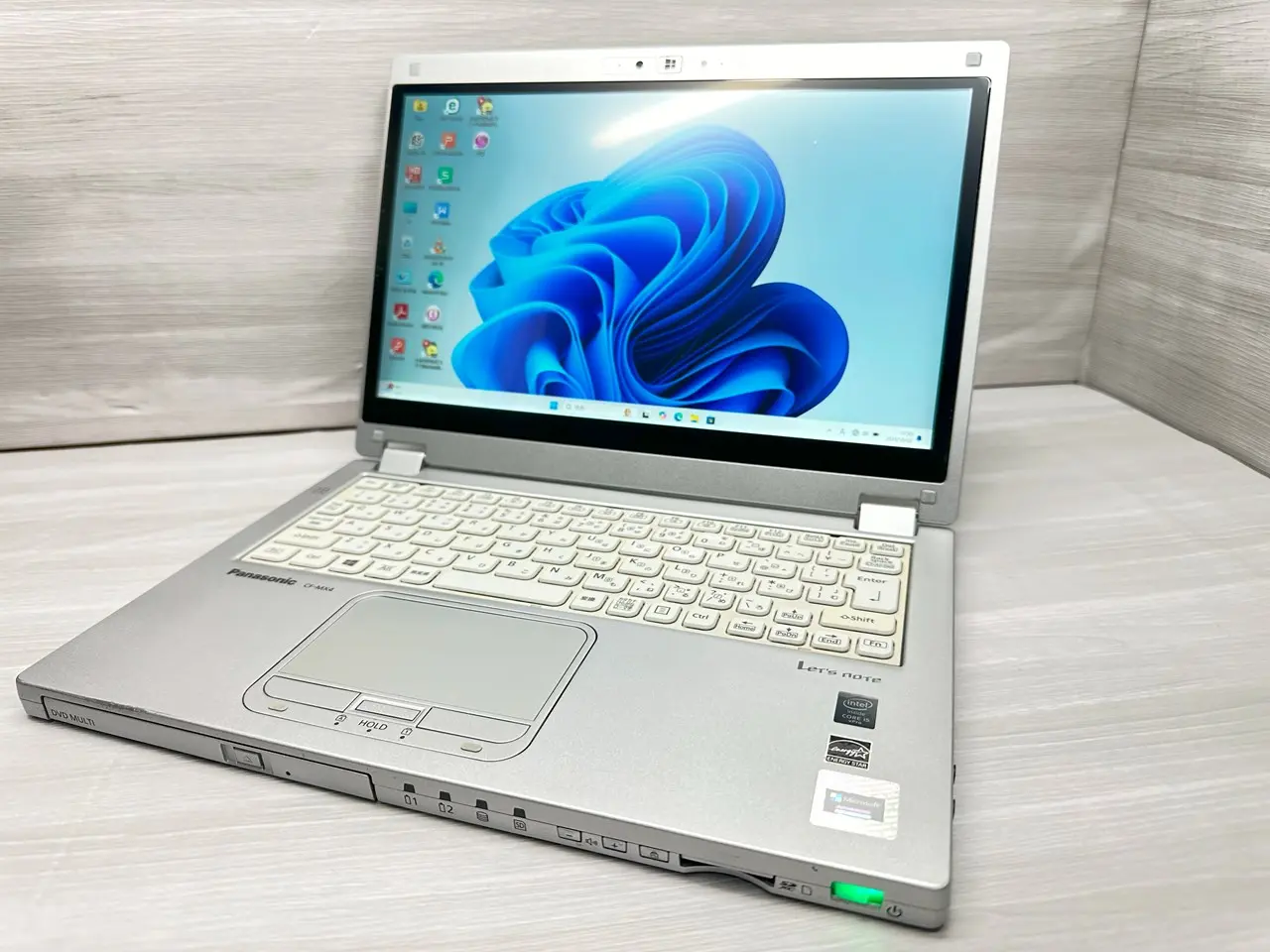 Panasonic CF-MX4(第5世代CPU搭載)