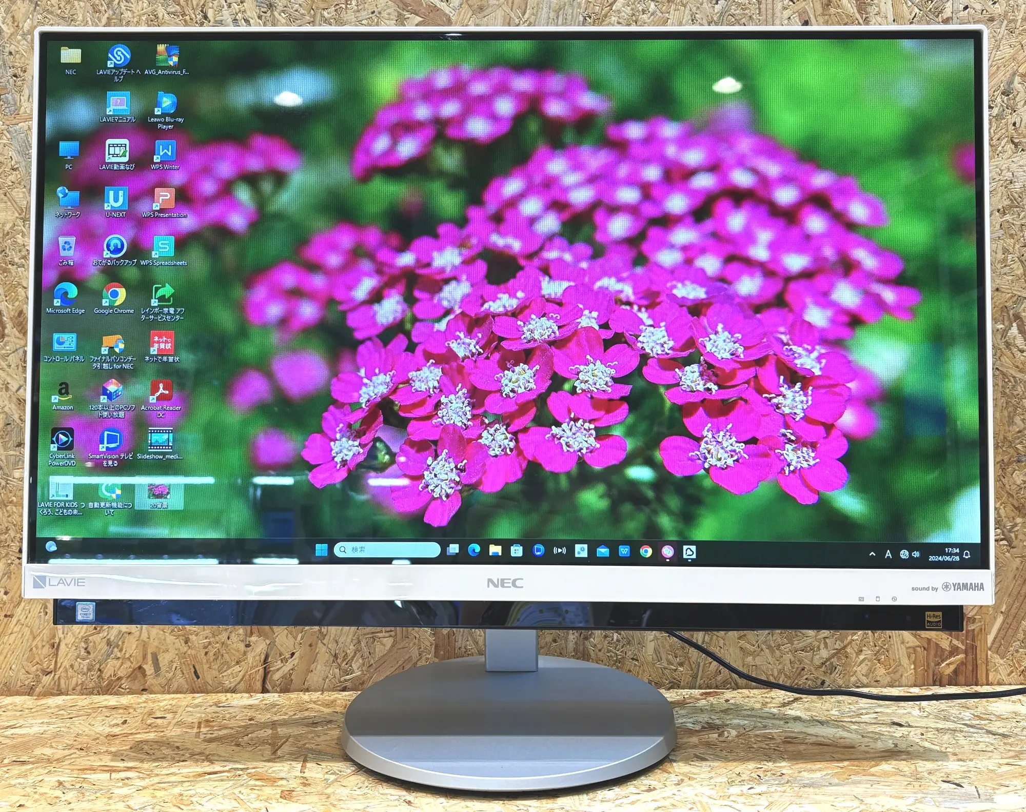 NEC LAVIE DA770/GAW(第7世代CPU)