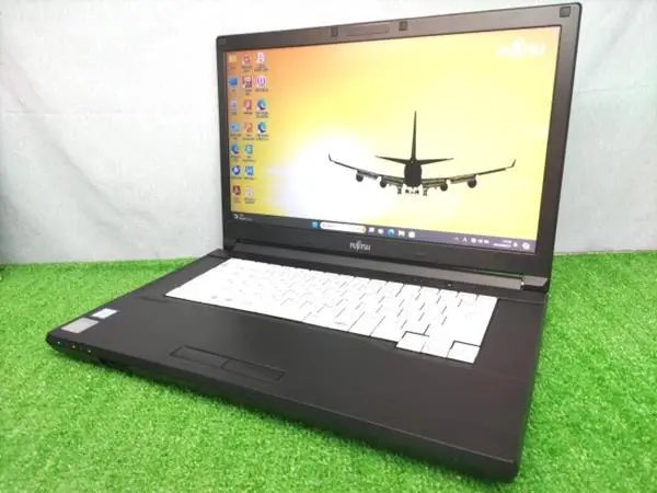 富士通 LIFEBOOK A576/R